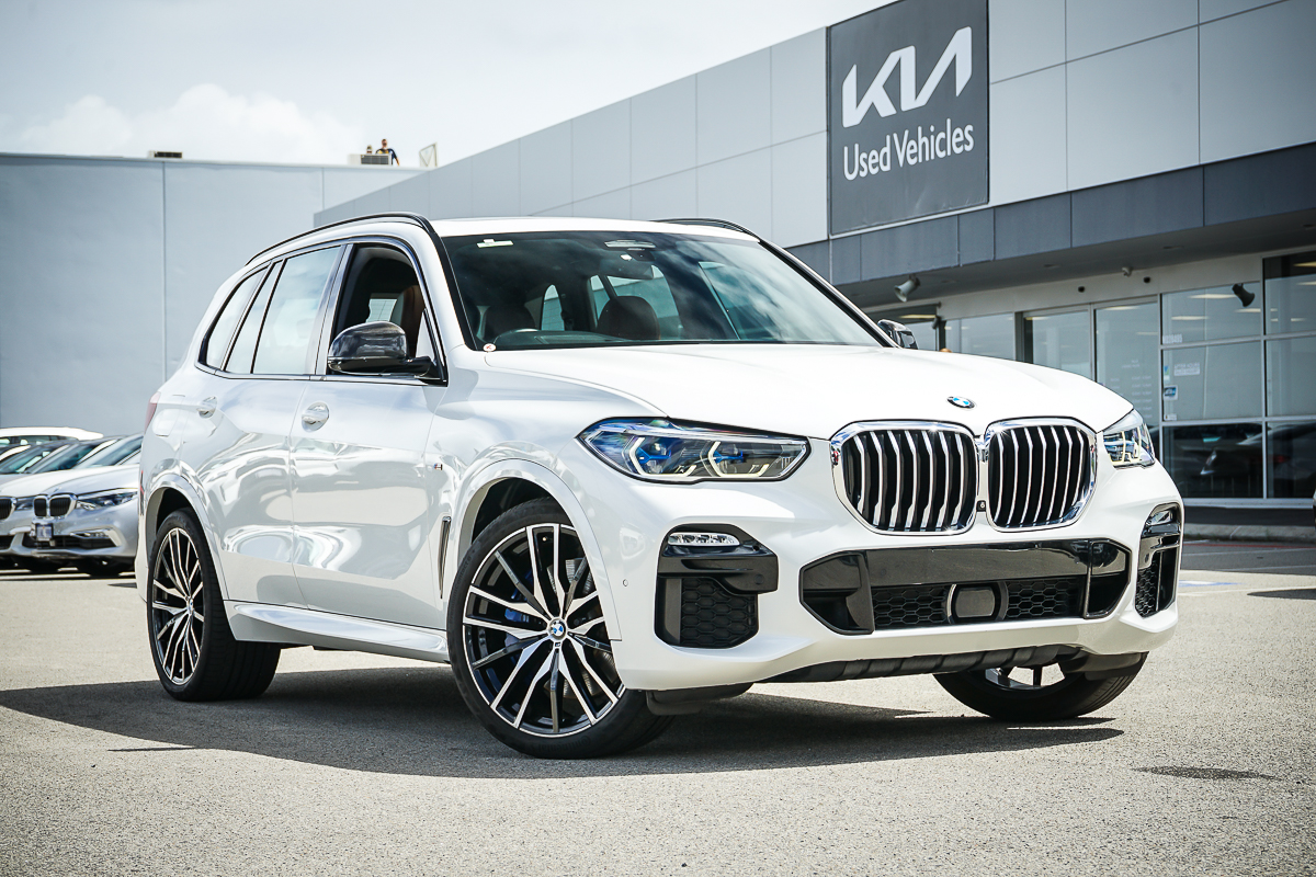 Automotive dealership photography