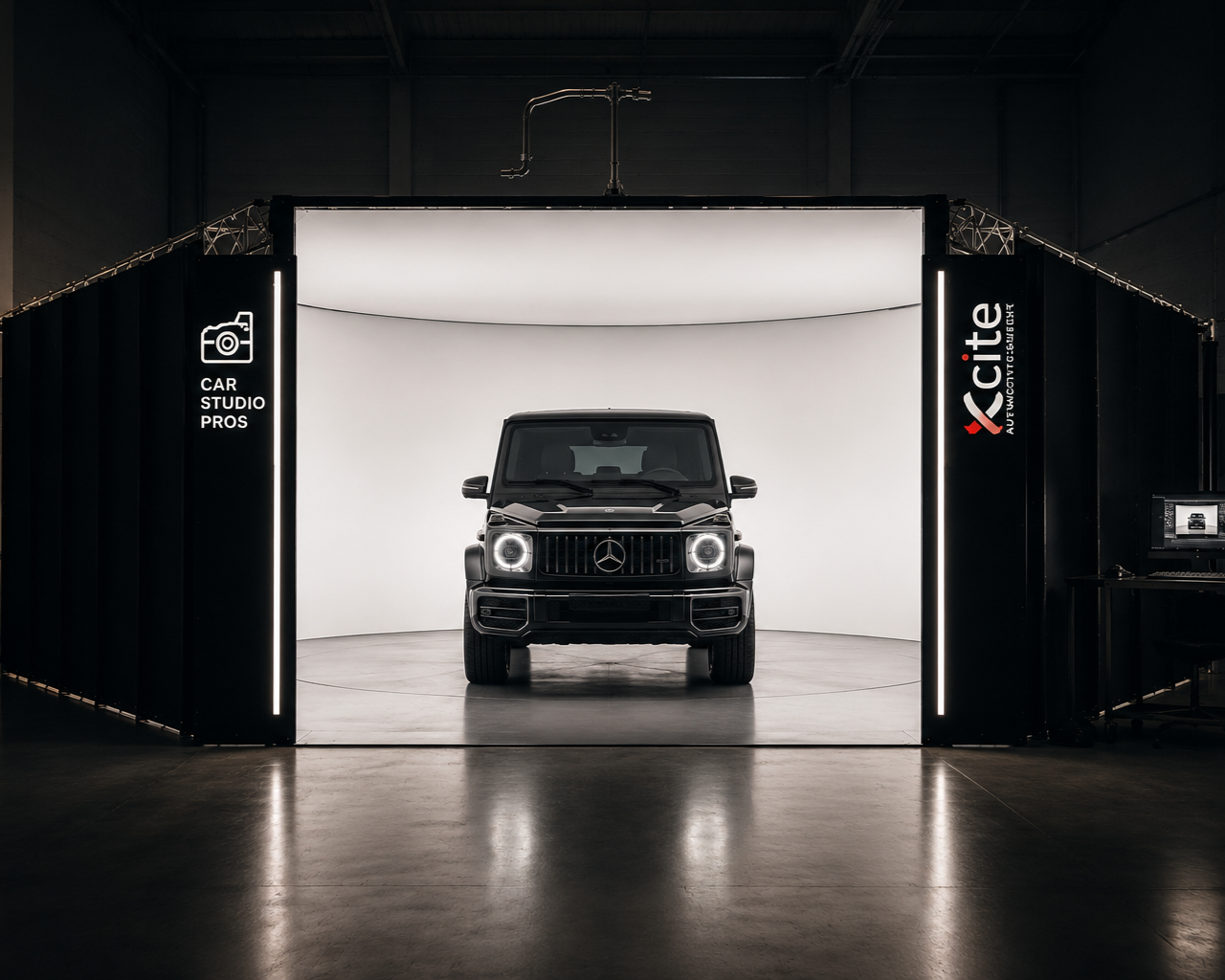 Xcite™ 360° Studio